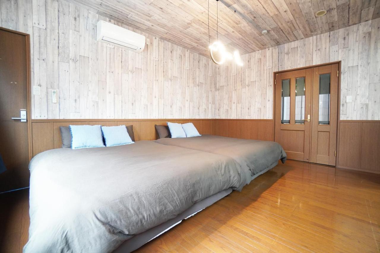 Tsurigane Building H-4 Apartment Osaka Exterior photo