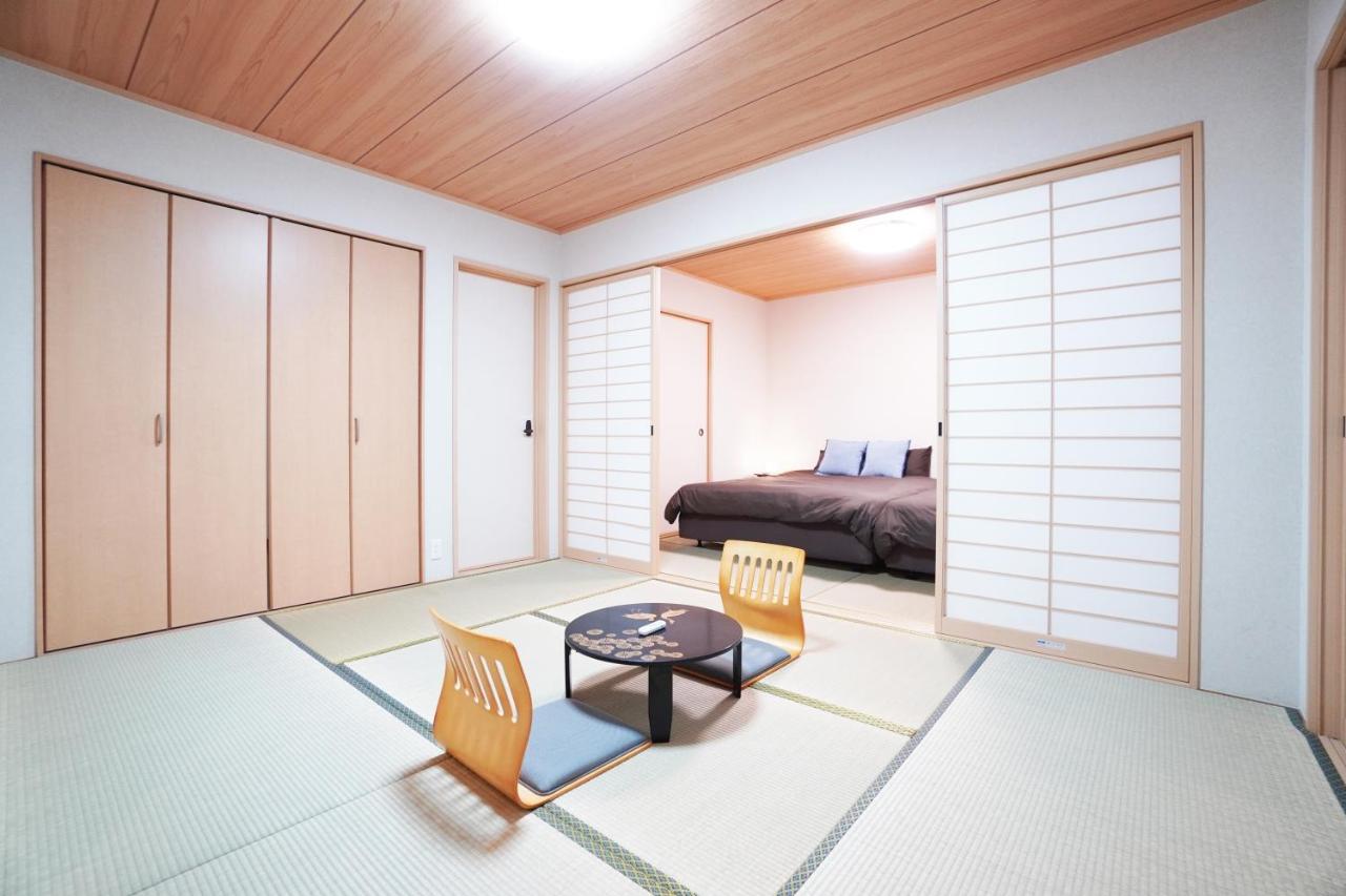 Tsurigane Building H-4 Apartment Osaka Exterior photo