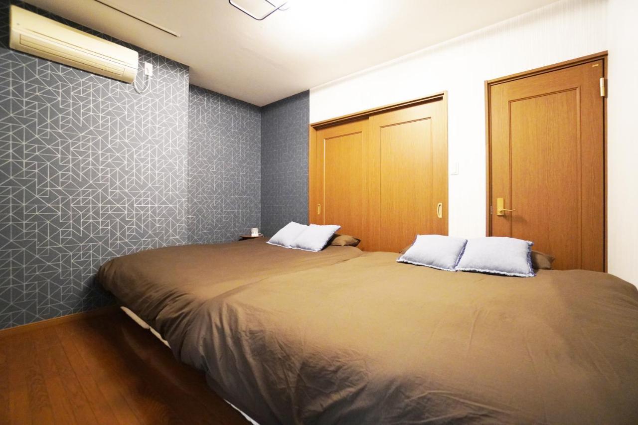 Tsurigane Building H-4 Apartment Osaka Exterior photo