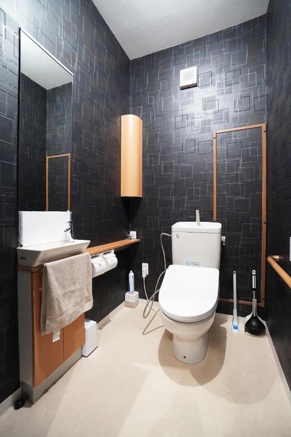 Tsurigane Building H-4 Apartment Osaka Exterior photo