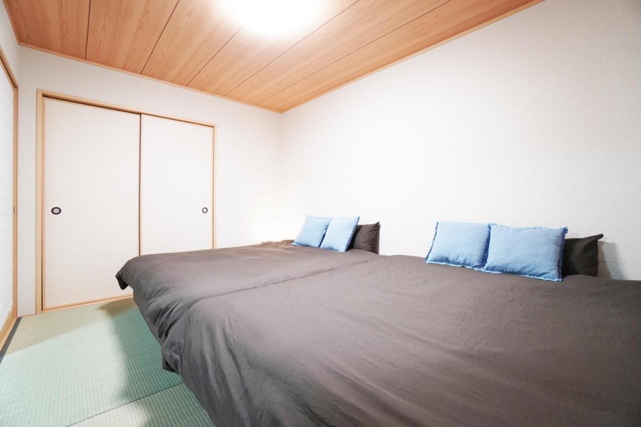 Tsurigane Building H-4 Apartment Osaka Exterior photo